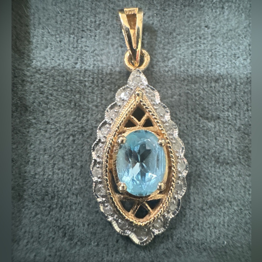 14KP GOLD, DIAMONDS & LARGE AQUAMARINE PENDANT 2 Toned Victorian